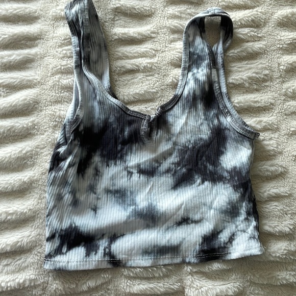 Garage black and white tie-dye crop top size XS - Picture 1 of 1
